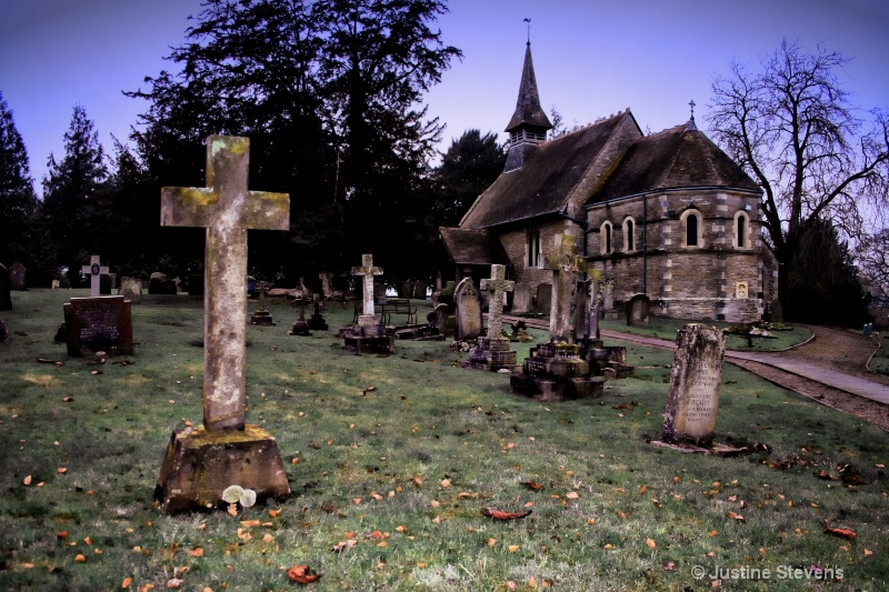 Churchyard, Tibberton, Gloucester