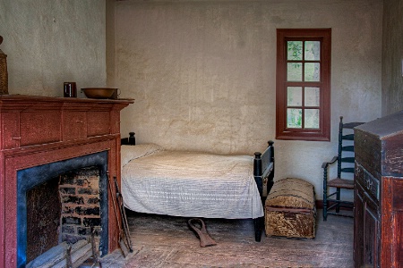 ~INSIDE A GUEST ROOM AT MOUNT VERNON~