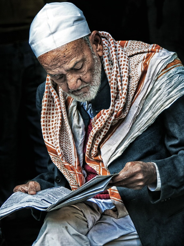 INDIA5597/ Portrait of a muslim man 
