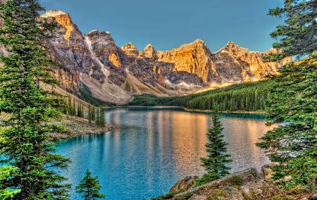 Morning Moraine Lake