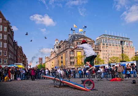 Street Entertainer