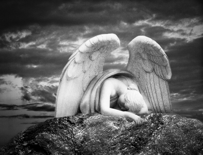 Grieving Angel - ID: 13038980 © Olga Zamora