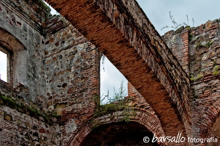 Flat Arch, Santo Domingo ruins