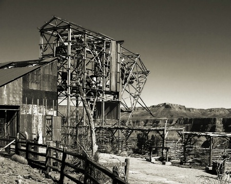 Lift to Guano Mine