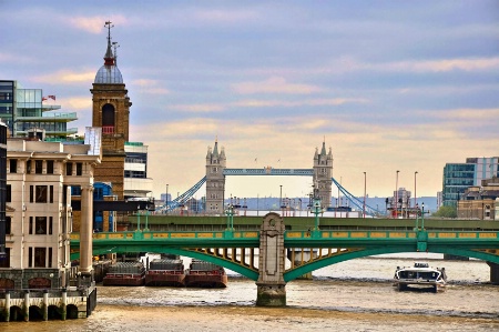 Cloudy Day On the Thames