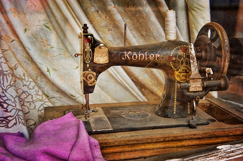 Old Sewing Macine@@Skopje, Macedonia Old Town  - ID: 13089874 © Shelia Earl