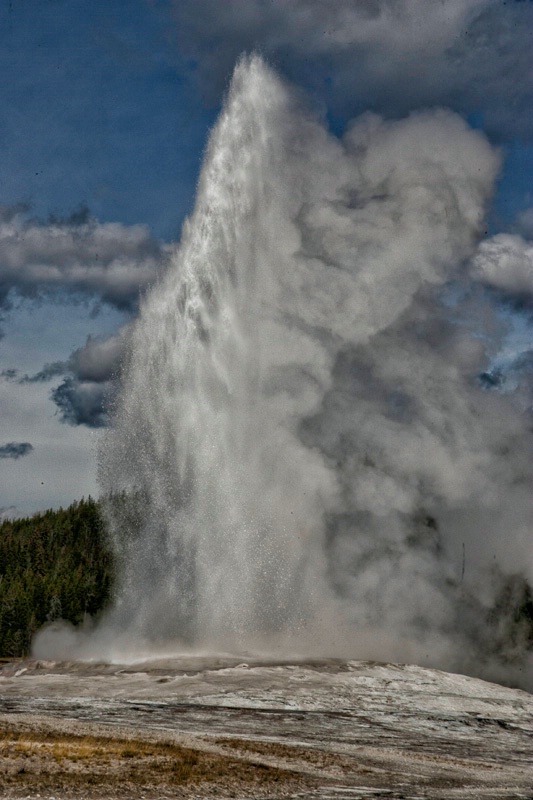 yellowstone national park yellowstone wy ih1d5762 - ID: 13095771 © James E. Nelson