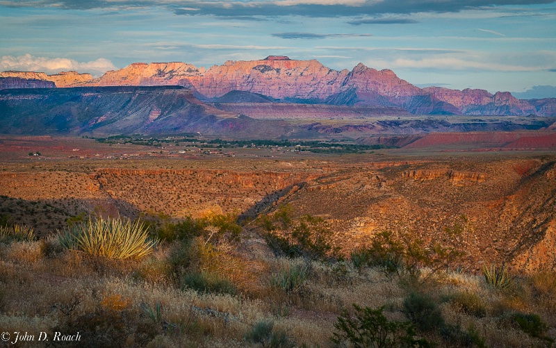South of Zion at Sunset - ID: 13122348 © John D. Roach