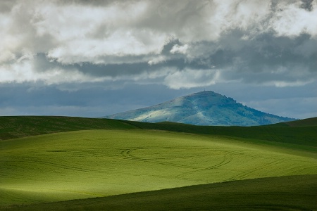 Storm Over Steptoe Butte