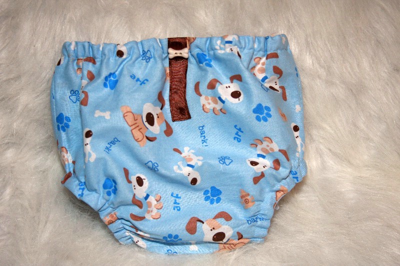 diaper cover  01  - ID: 13125782 © Anthony Cerimele