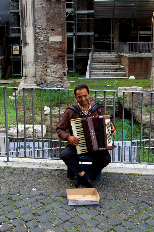 The Accordion Player of the Jewish Ghetto
