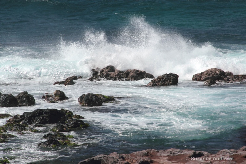 North Maui Waves - ID: 13151630 © Suzanne Andrews