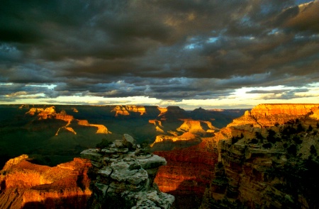 Stormy Sunset at the Grand Canyon  I-76-18