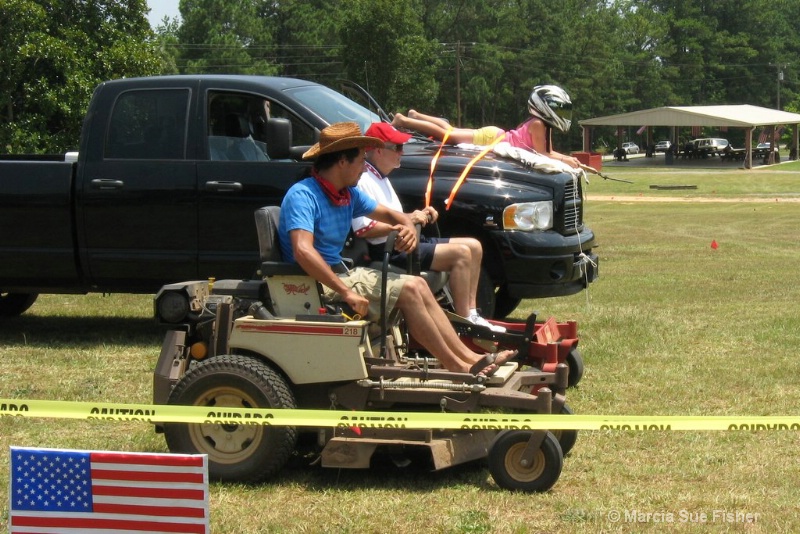 4th of July Lawn Mower Race