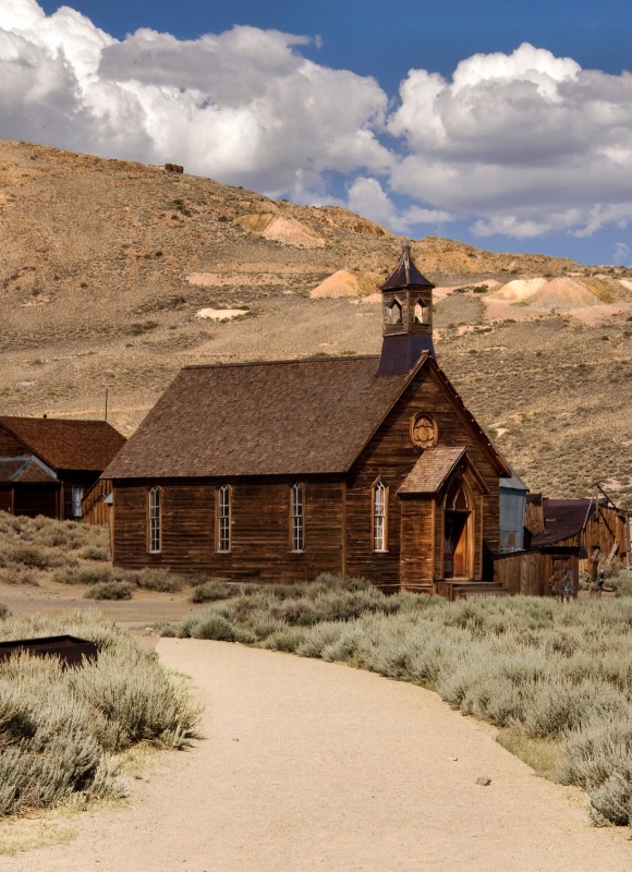 Ghost Town Church - ID: 13203354 © Clyde Smith