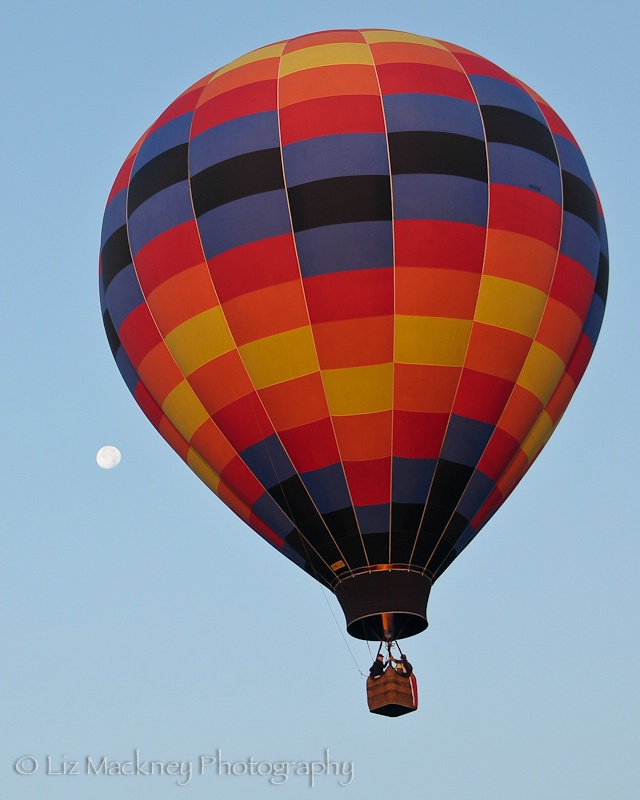 The Balloon and The Moon