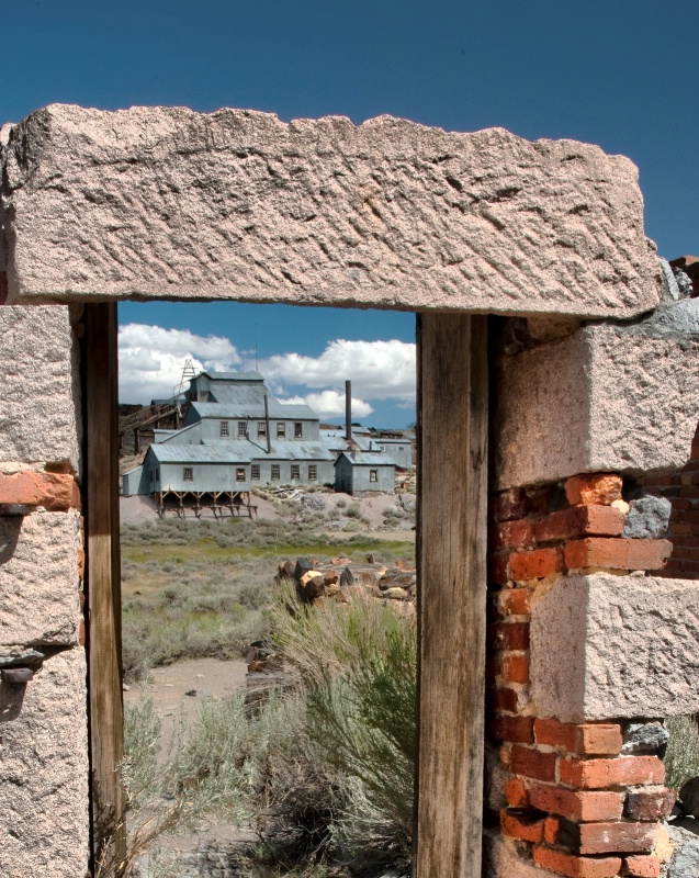 Framing Bodie - ID: 13218045 © Clyde Smith