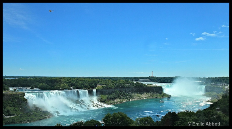 Niagara Falls - ID: 13242258 © Emile Abbott