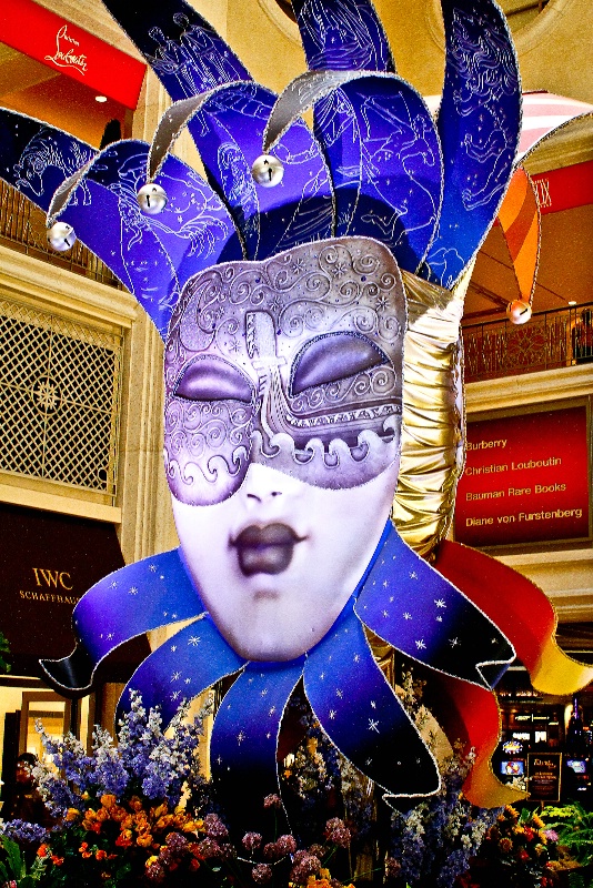 Mask at Palazzo Hotel