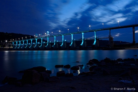 Big Dam Bridge