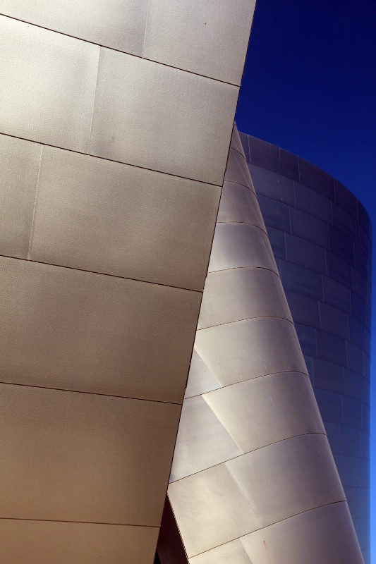 Disney Concert Hall, RAW to JPEG