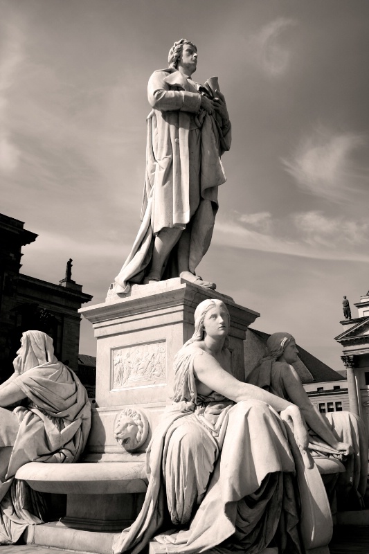 Statues in Berlin Plaza, B&W + Warming filter