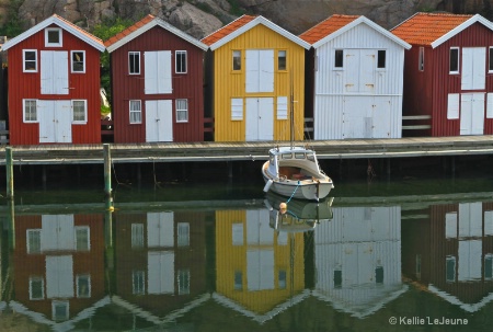 fishing huts smogen small