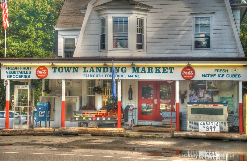"Town Landing Market" 
