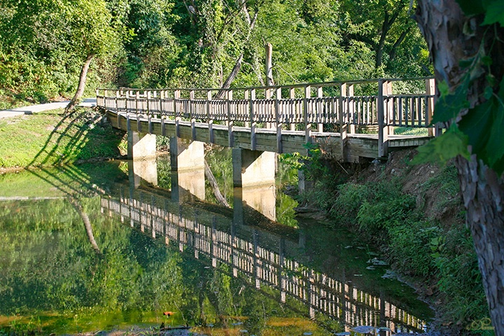 Pioneer Village, KY