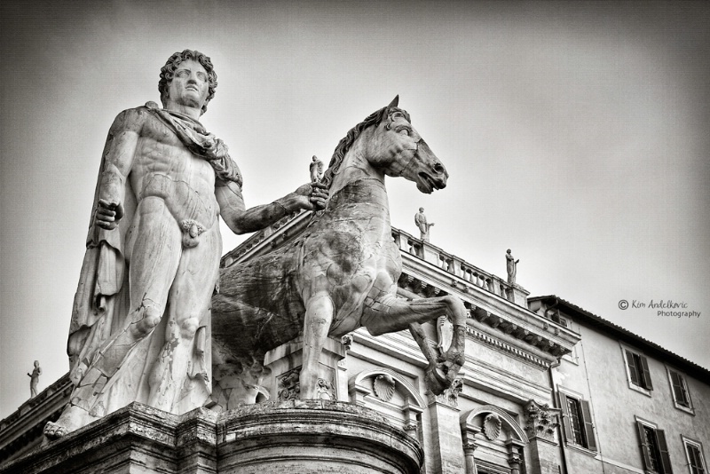 Naked Hero - Rome
