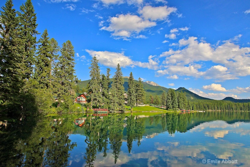 Refections on Lac Beauvert