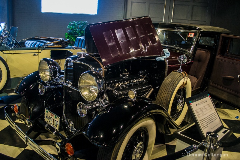 Old Cars 1 - ID: 13374537 © Dennis K. Cottongim