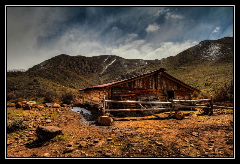 Perdida en Los Andes - ID: 13390240 © Tomás Widow