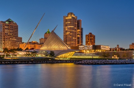 Milwaukee Art Museum at Twilight