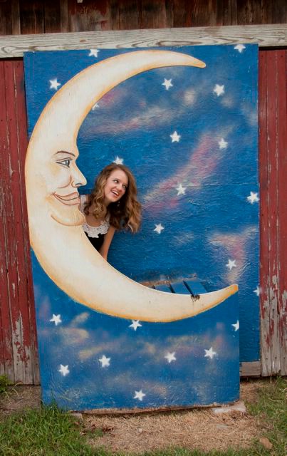Laughing with the Moon