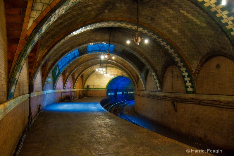  mg 1075 Old City Hall Subway