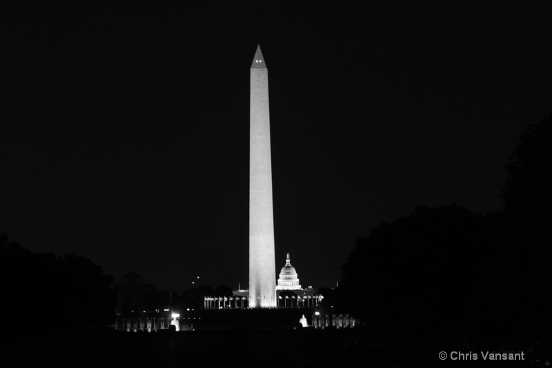 20120427 0890 Washington Monument and US Capitol - ID: 13403975 © Chris Vansant