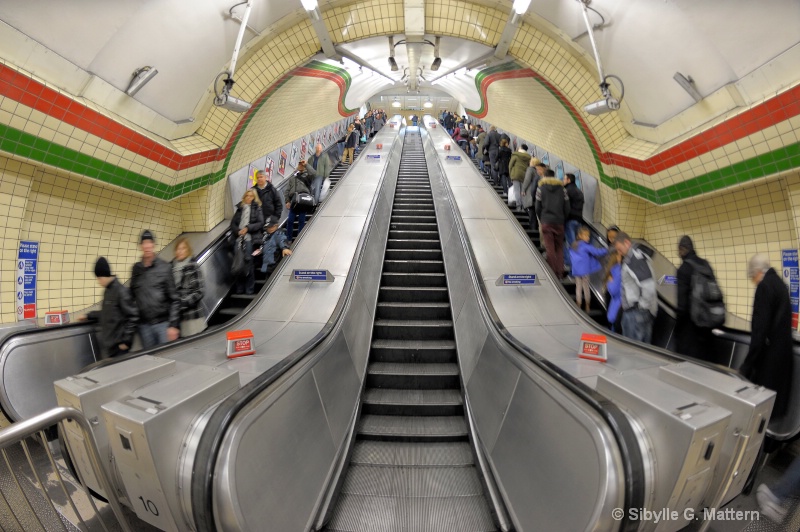 on the London tube - ID: 13483244 © Sibylle G. Mattern