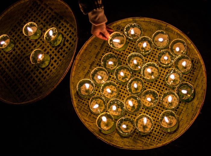 glowing circles