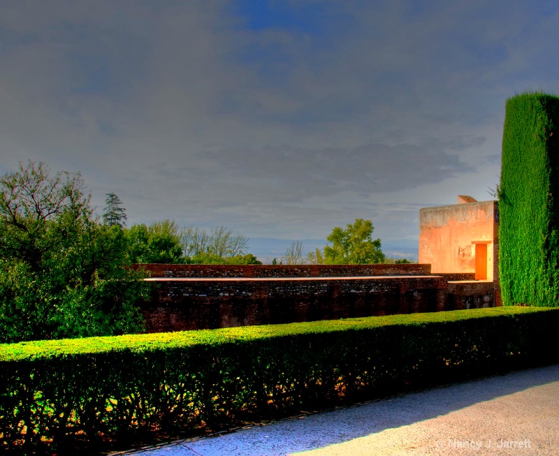 grounds of the alhambra tonemapped image 2 resized