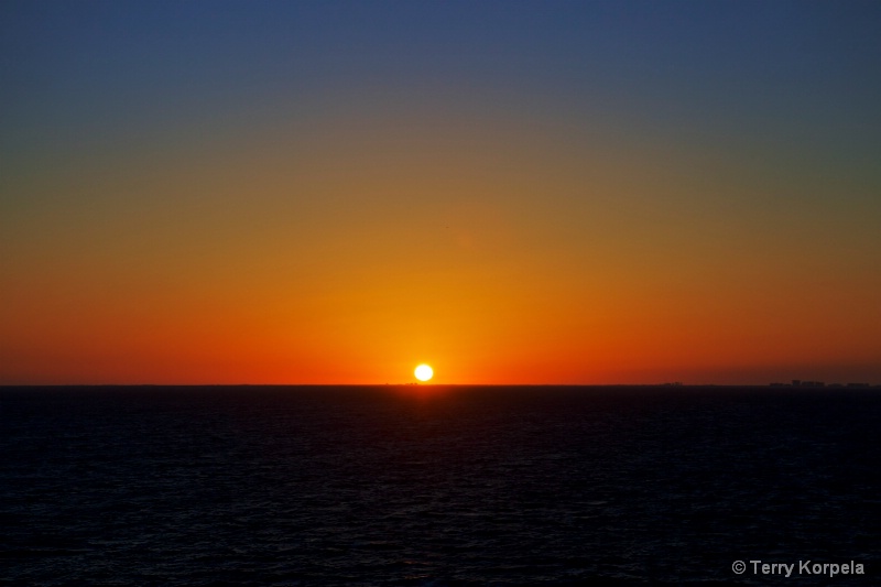 Caribbean Sunset - ID: 13613237 © Terry Korpela