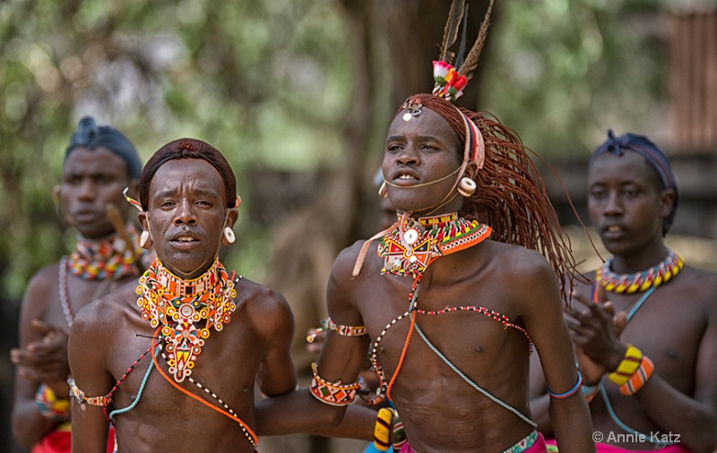 male samburu dancers - ID: 13615222 © Annie Katz