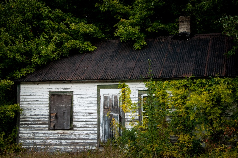 Abandoned - ID: 13619765 © Bob Miller