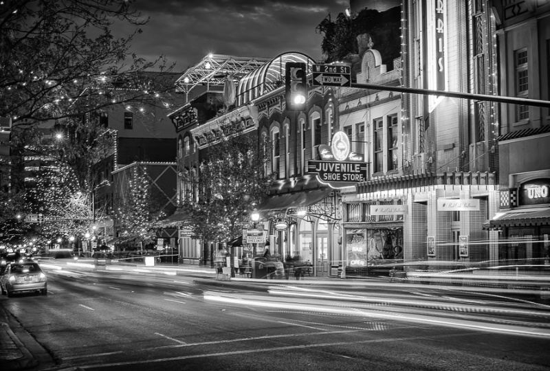 Street Corner Photographer in Ft. Worth