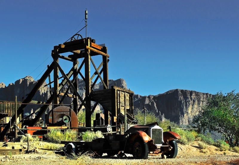 Goldfield Mine and Superstition Mountains