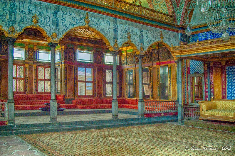 Imperial Hall, Topkapi Sarayi: Turkey 