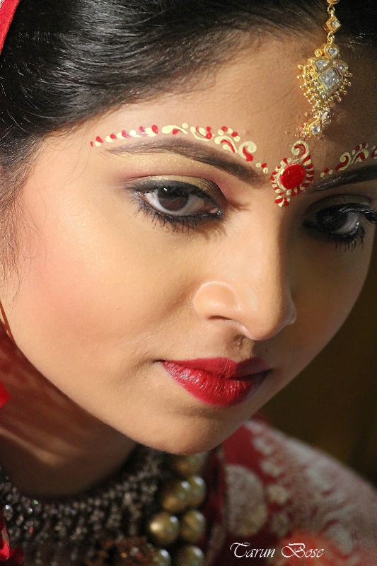 Portrait of a bengali bride.
