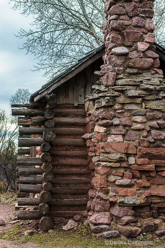 A Small Log Cabin - ID: 13676832 © Dennis K. Cottongim