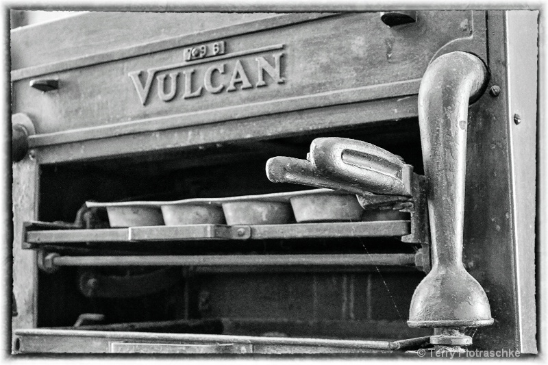 Vulcan - ID: 13683719 © Terry Piotraschke