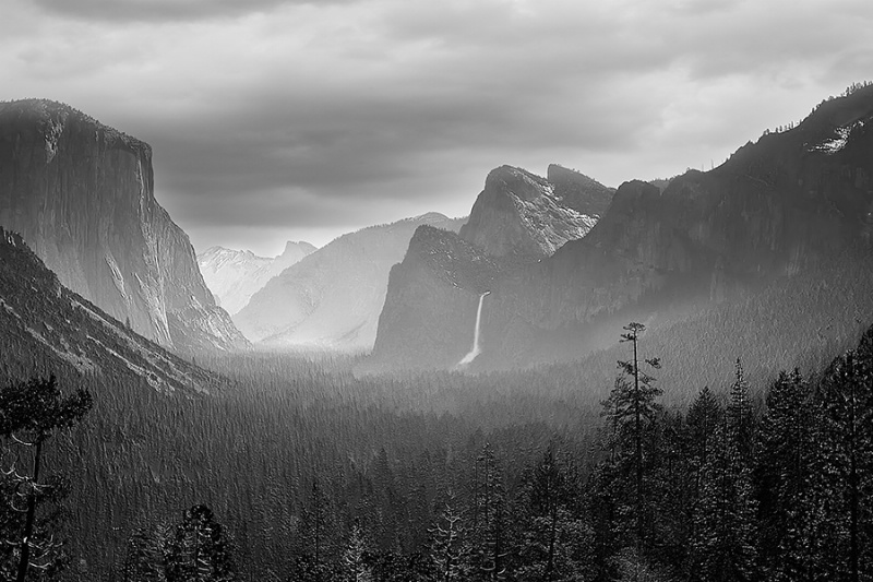 Into The Mist, Yosemite Valley
